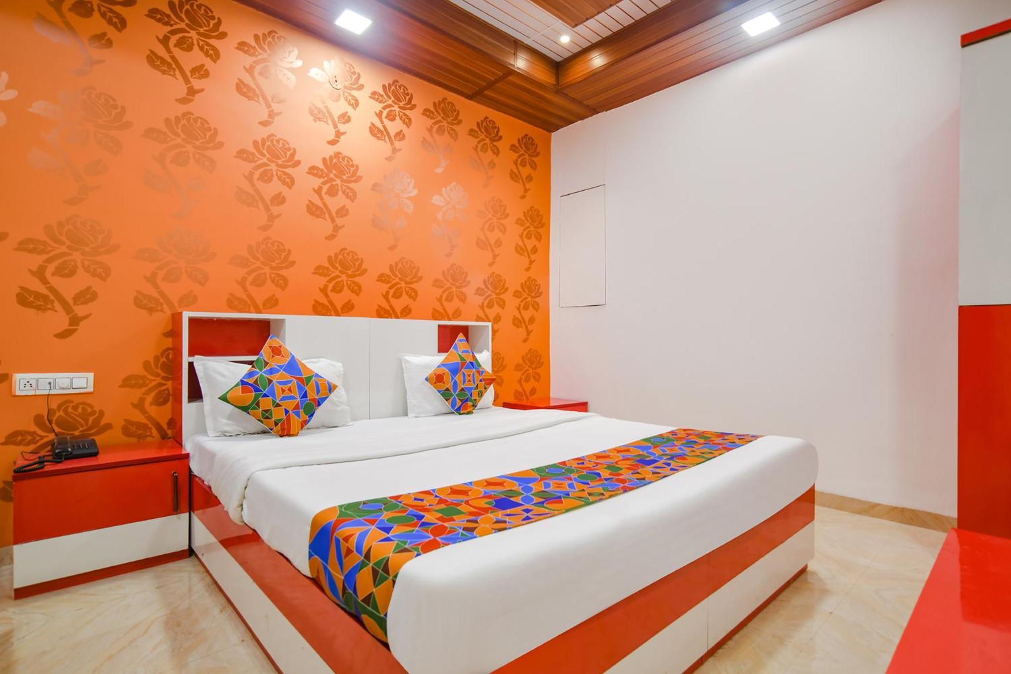 Fabhotel Dream Paradise インドール エクステリア 写真