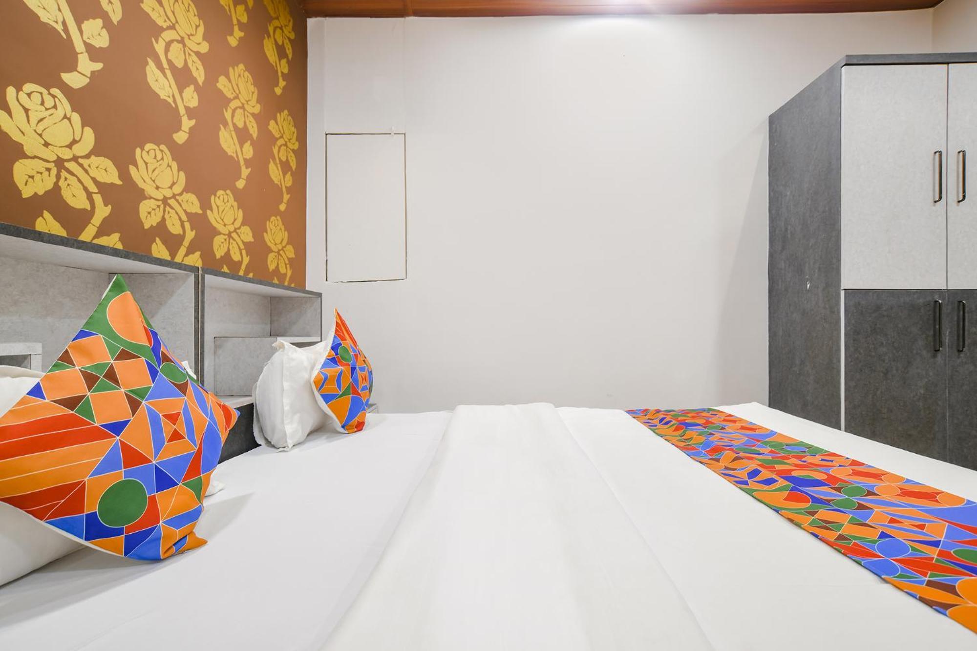 Fabhotel Dream Paradise インドール エクステリア 写真
