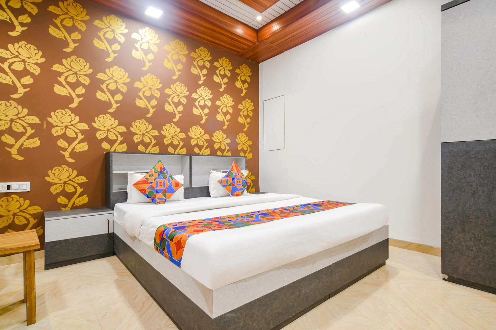 Fabhotel Dream Paradise インドール エクステリア 写真